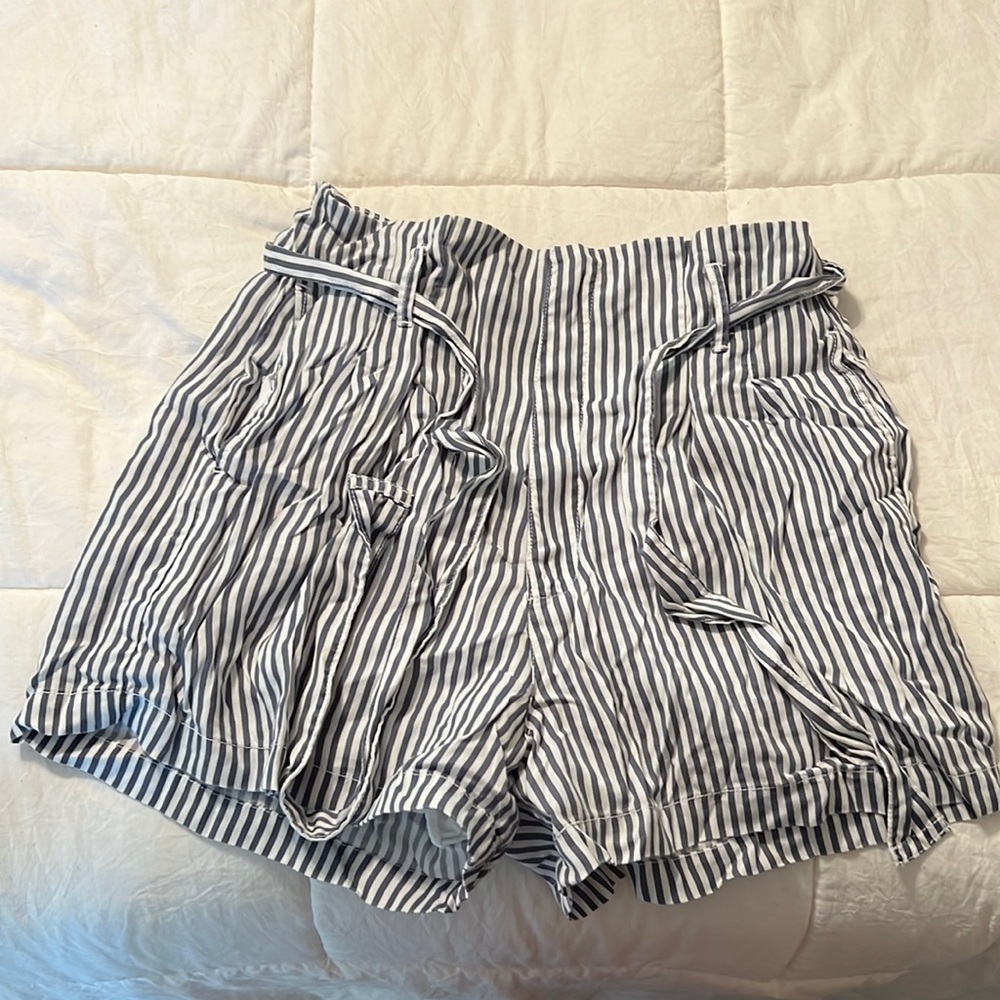 Abercrombie and Fitch Tie-shorts